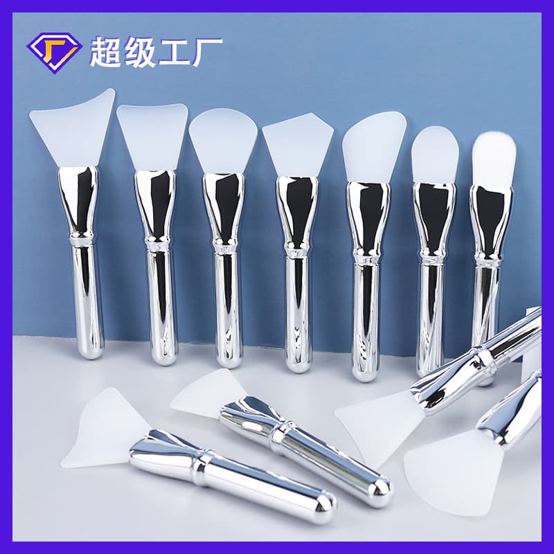 Mask brush silicone mud mask brush portable short handle soft hair facial beauty application tool silver foundation mask brush