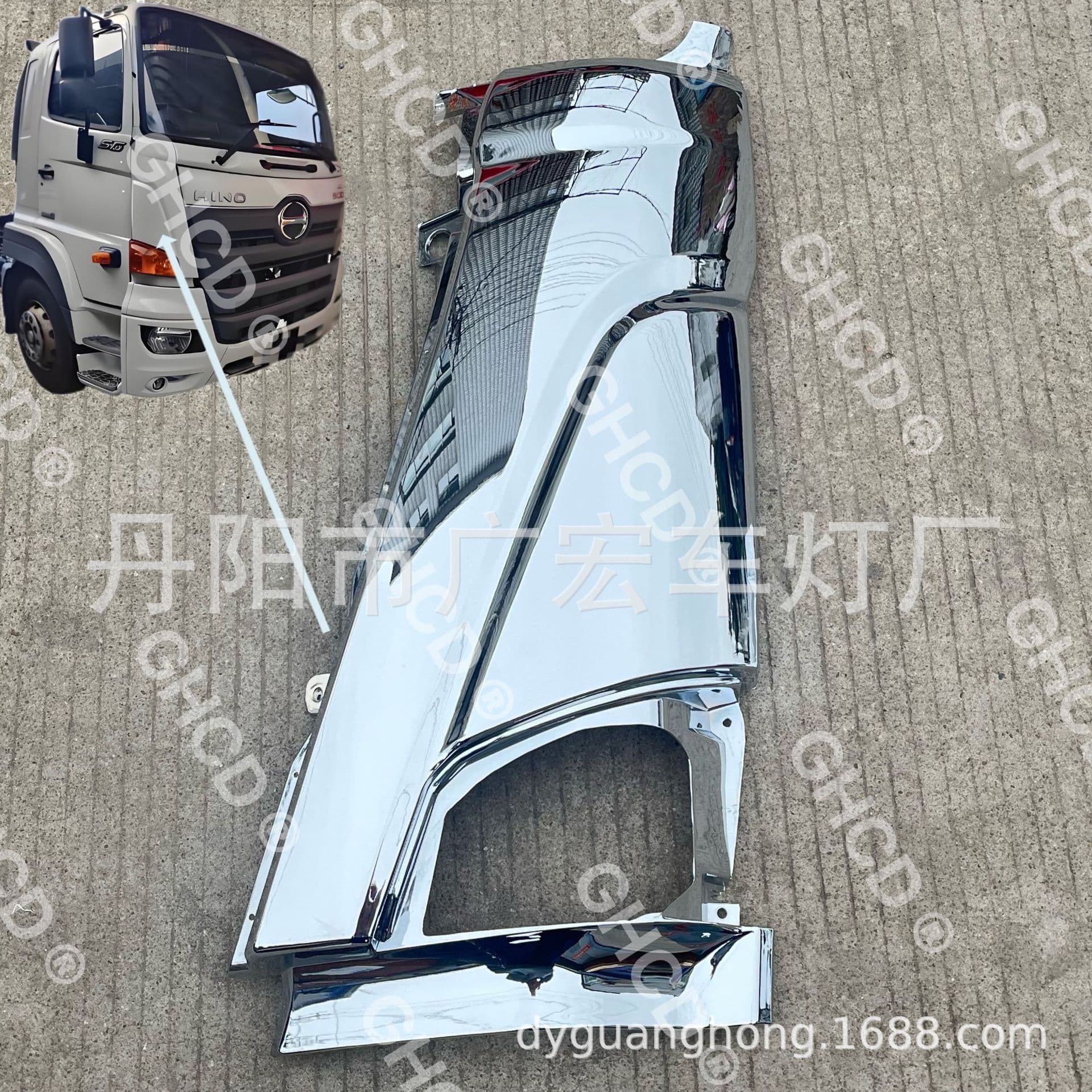 Japanese truck HINye 500 Victor chrome plated flat/convex hull angle
