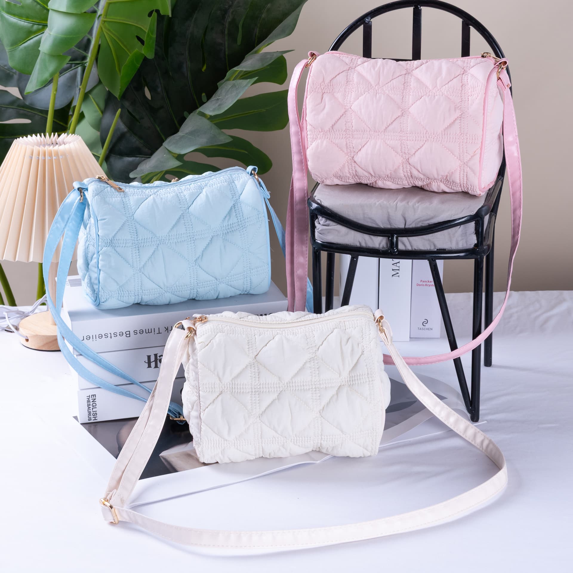2025 New Korean Style Mini Pleated Cloud Bag Shoulder Crossbody Lightweight Down Bag Niche Brand Same Style