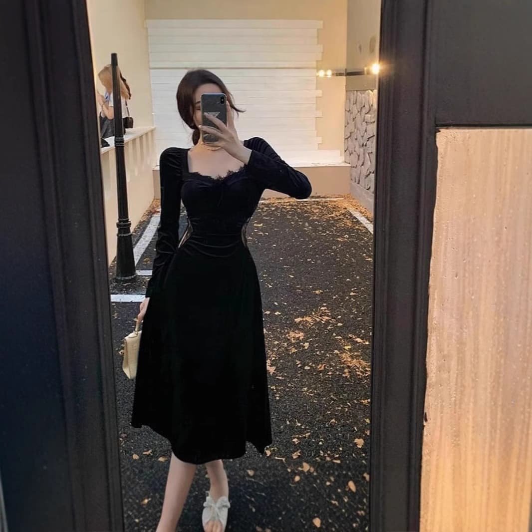 French Elegance Women's Dress High-End Luxury Vintage Black Velvet Dress Autumn Winter New Arrival