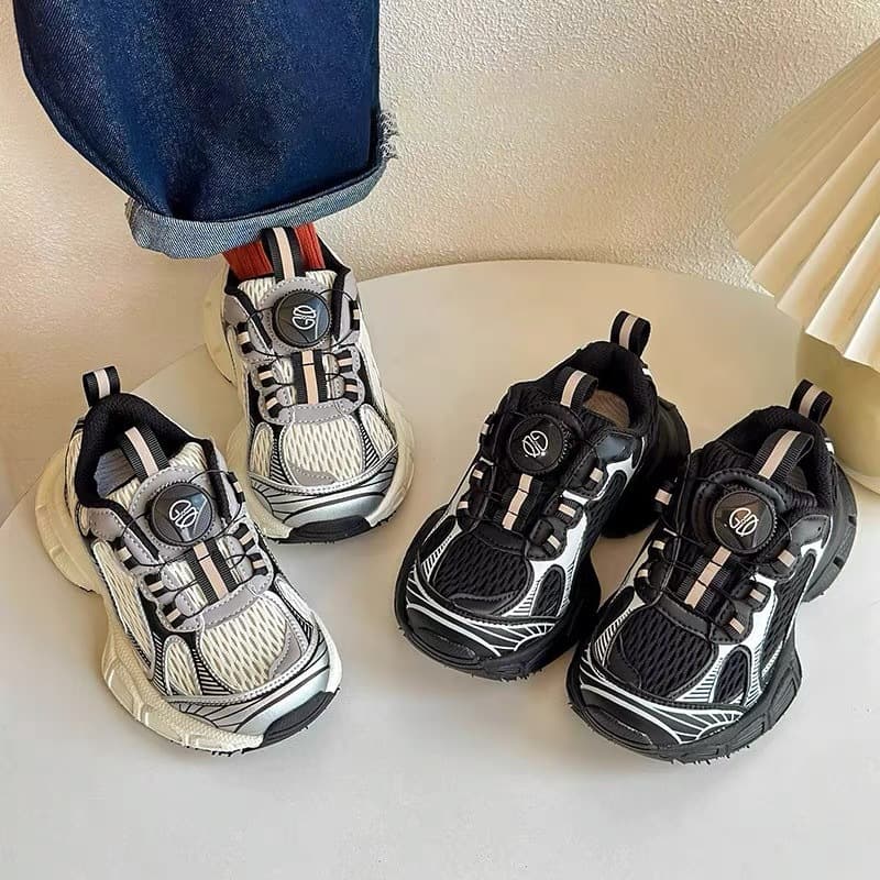 Boys' Mesh Breathable 2025 New Spring Autumn Fashion Dad Shoes Children's Fashion Sports Shoes Soft Sole Trendy