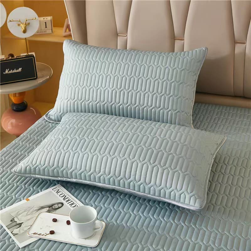 Cool-feel silk latex pillowcases, solid color, wholesale for single/double beds in student dorms with dropshipping.