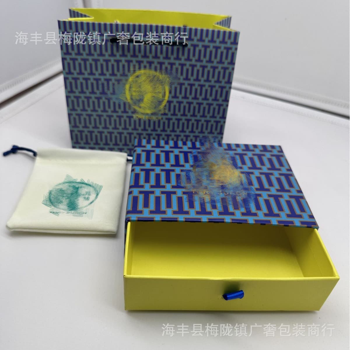 TB Soup Burge Gift Packaging Storage Box Ring Bracelet Necklace Brooch Earrings Dust Bag Card Gift Box