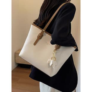 Curated Large-Capacity Bag for Women 2026 Spring Trend Premium Shoulder Bag Textured Ladies Commuter Layered Tote