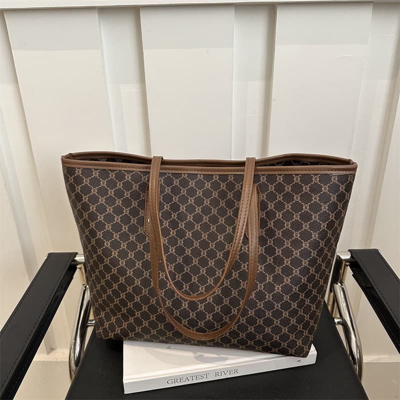 2025 Summer New Style Simple Fashion Casual Handbag Small Square Bag Women's Shoulder Crossbody Bag Niche Women's Bag