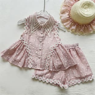 Girls' Floral Lace Hollow Doll Collar Sleeveless Top Set Summer Daisy Elastic Waist Shorts Two-Piece Trendy