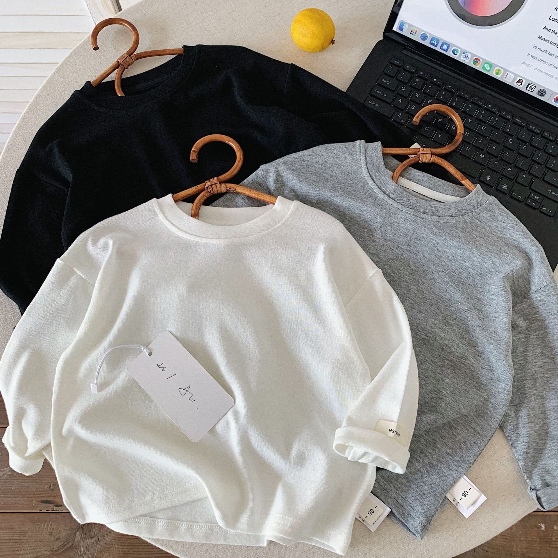 Class A Kids T-Shirt 2026 Autumn New Trendy Boys Girls Simple Solid Color Pullover Base Layer Baby Girls Inner Wear