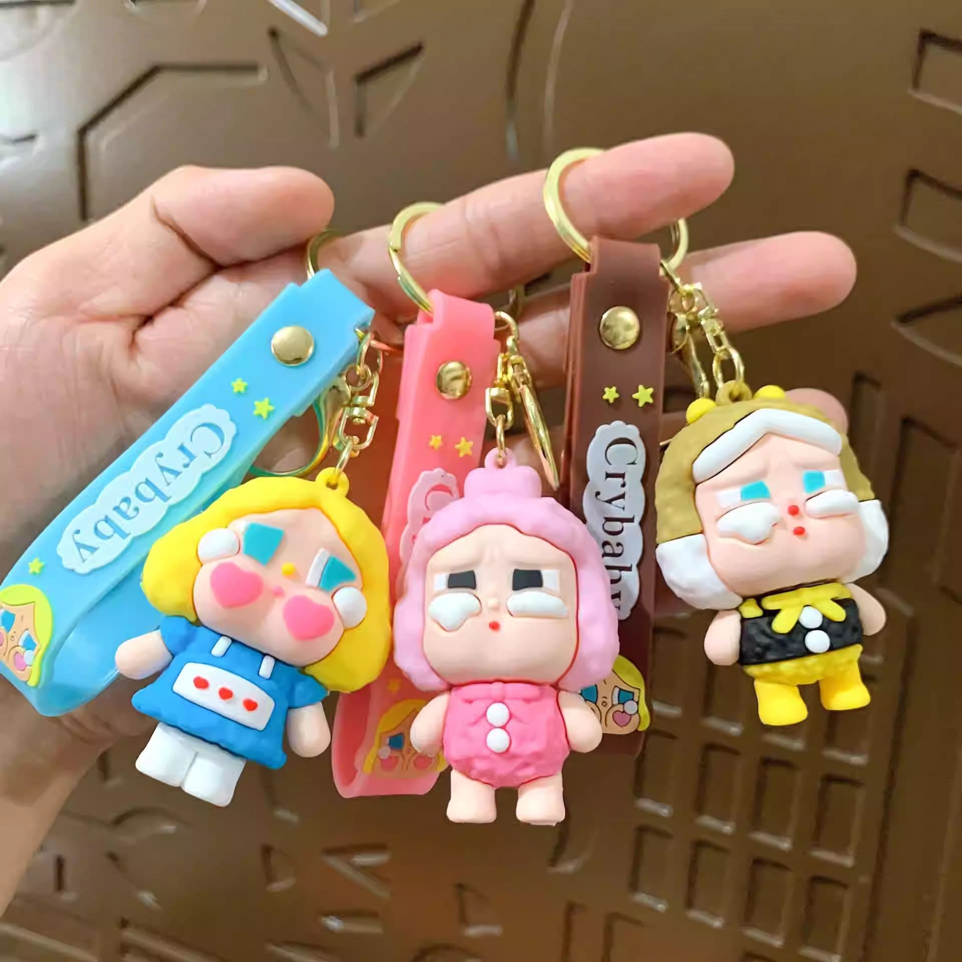 Pvc Soft Rubber Keychain Custom Crying Doll Premium Cartoon Pendant Doll Machine Small Figurine Bag Car Keychain