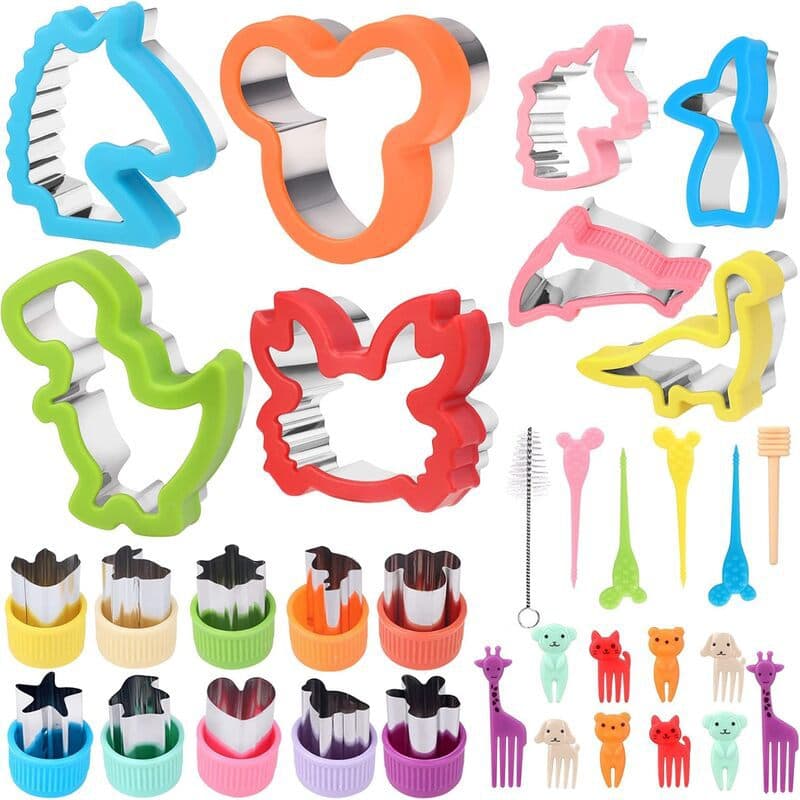 Amazon 34-Piece Sandwich Mold Bread Cutter Dinosaur Unicorn Bread Pocket Cutting Mold