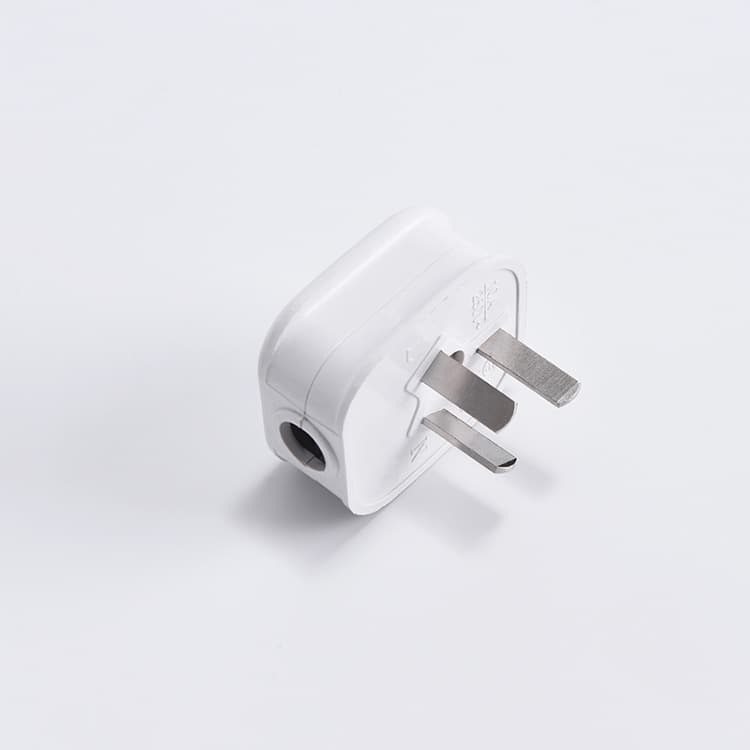 LED high-power 10A three-pin plug for home and industrial wiring, three-pole power connection plug