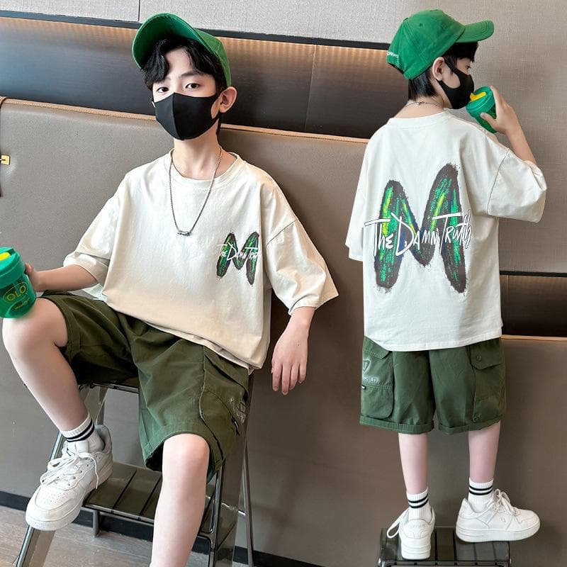 2025 new summer boys' pure cotton short-sleeved casual middle-aged and older children's fashionable and handsome cartoon printed trendy short T
