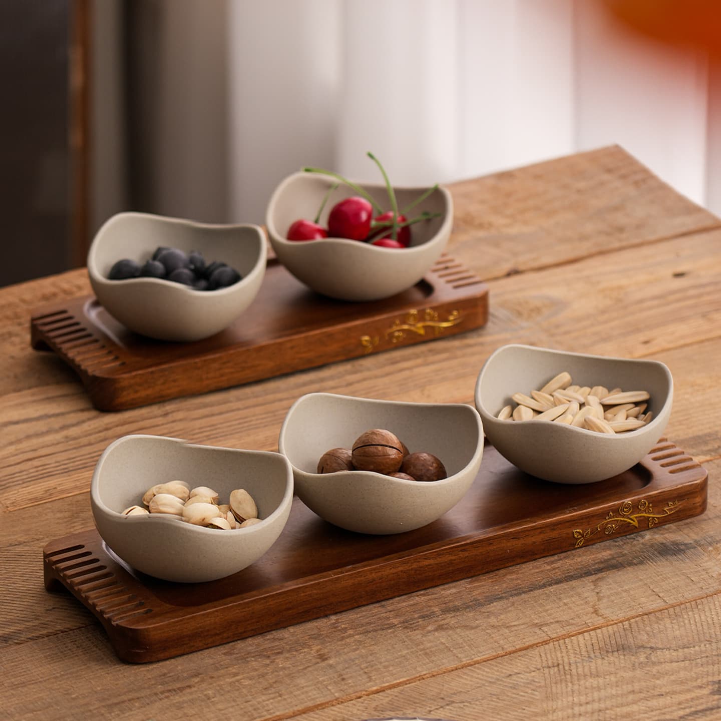 Vintage Style Snack Plate Nut Dish for Living Room Tea Table Dessert Nuts Candy Snacks Ceramic Fruit Tray