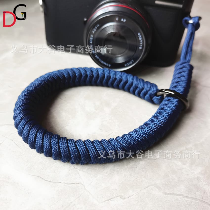 Outdoor seven-core paracord braided camera wrist strap, anti-drop and anti-loss digital mobile phone lanyard, round bracelet rope.