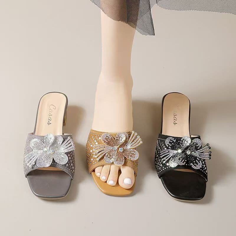 Trendy Summer Slippers Women 2026 New Fashion One-Strap Comfortable Wedge Non-Slip Beach Bow Slippers