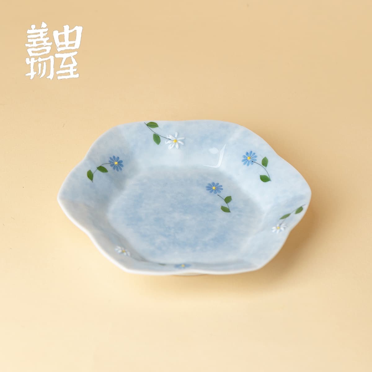 Purely Hand-Painted Small Daisy Ceramic Coasters, Elegant Jade Porcelain Tea Trays, Fruit Trays, Specialty Fruits for Ladies