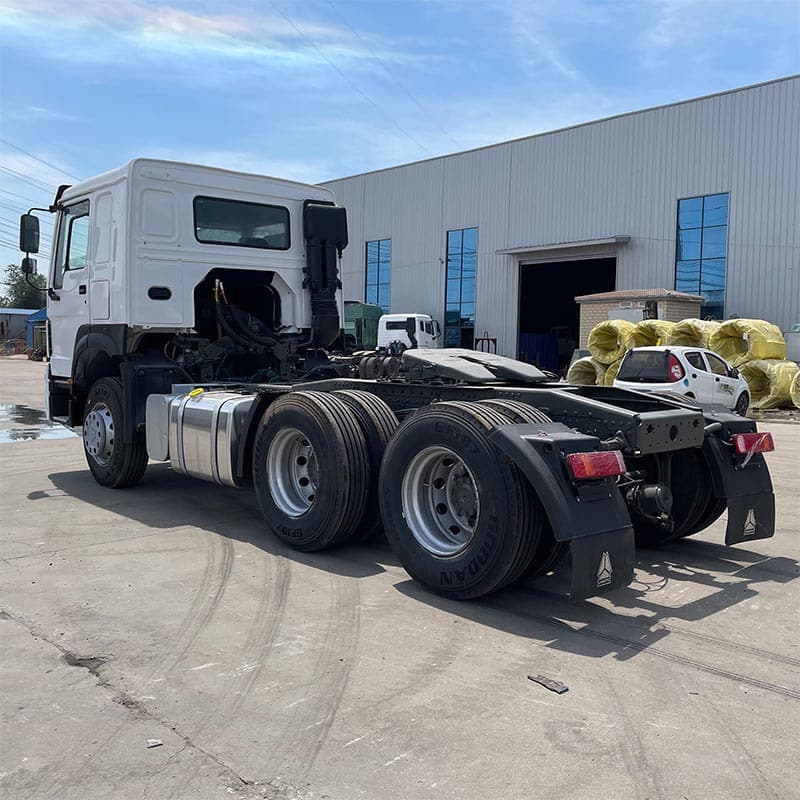 Long-Term Sale: HOWO Trailer Head, Used 10-Wheel Cargo Transport Head, 380HP Tractor Truck Head