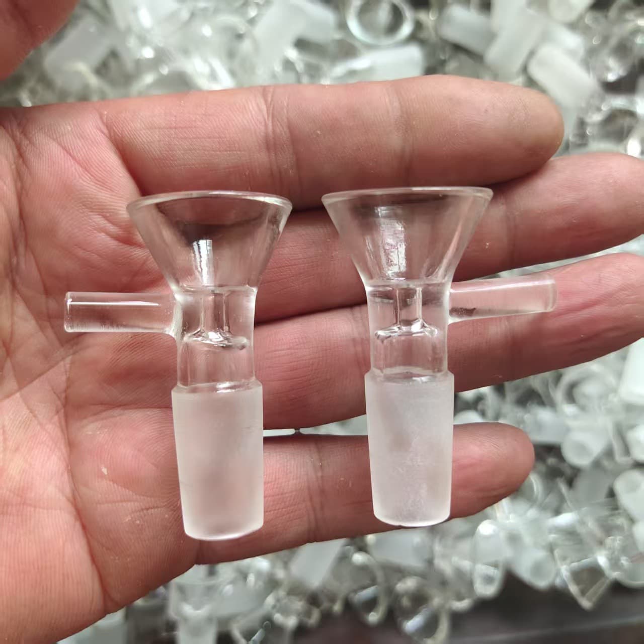 Glass accessories glass funnel 14mm joint small bowl accessories internal/external ground middle plug glass bowl