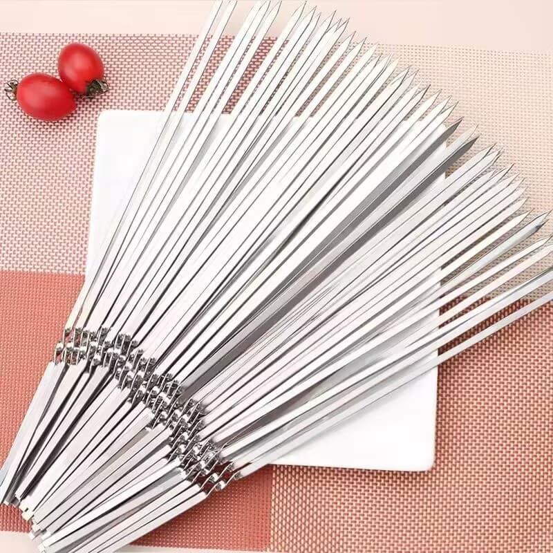 BBQ skewers for lamb, stainless steel outdoor grilling needles, flat skewers, and BBQ utensils.