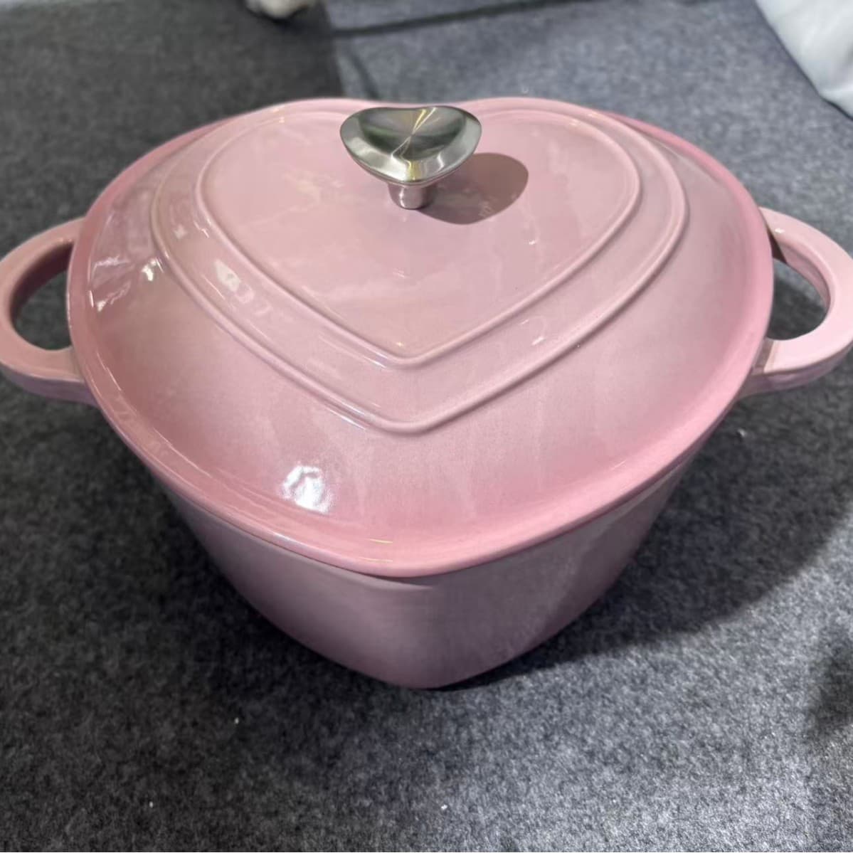 Cast Iron Enamel Dutch Oven Stew Pot Soup Pot Non-Stick Heat Retention Pot Factory Wholesale Bulk Discount