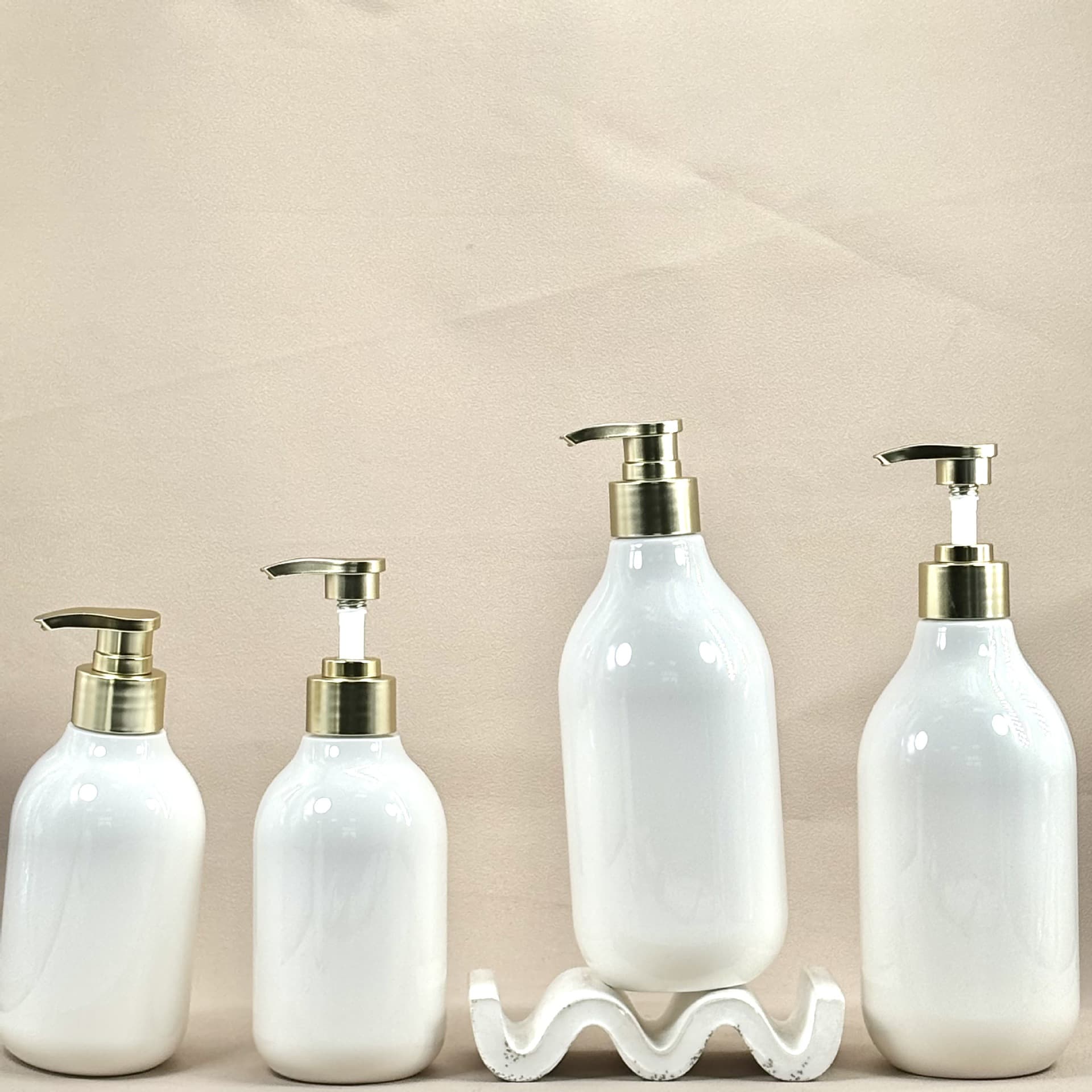 200ml, 300ml, 500ml high-end bottle, washing and care set bottle, lotion and skin care PET round shoulder bottle