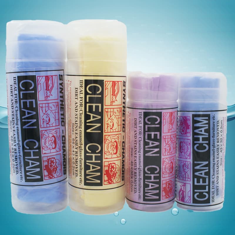 Extra-large bag of car wash cloths, chamois towels, deerskin towels, pet absorbent hair dryers, hair dryers, and window wipes.