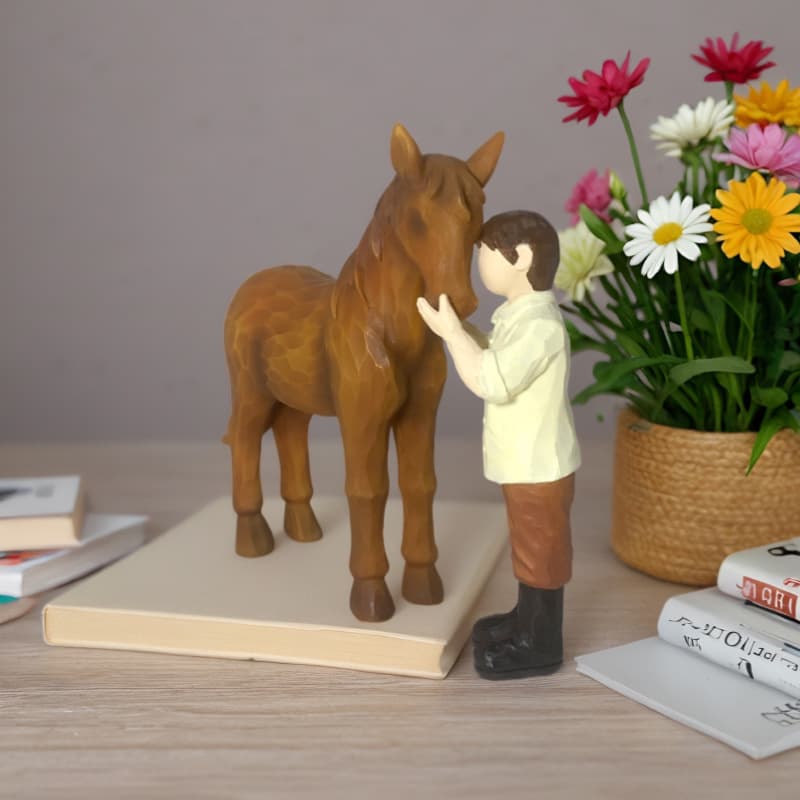 Cross-border man and horse series statue ornaments girl and horse hugging resin craft ornaments horse souvenirs tk