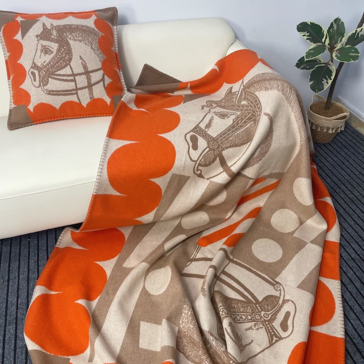 Heavyweight 2025 New Horse Head Wool Blanket, Wool and Cashmere Throw, Classic Style