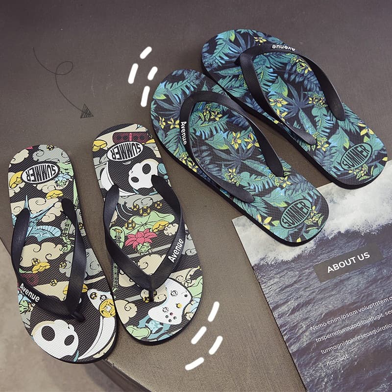 2026 New Men's Summer Flip Flops, Non-Slip Thong Sandals, Trendy Printed Outdoor Toe Separator Slippers