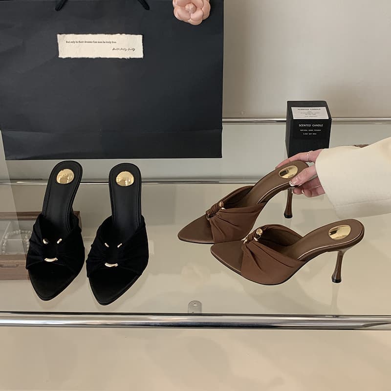 Stiletto Heel Sandals 2026 Summer New Pleated Metal Buckle Pointed Toe Open Toe Slippers Sexy Stiletto Heel Women's Shoes