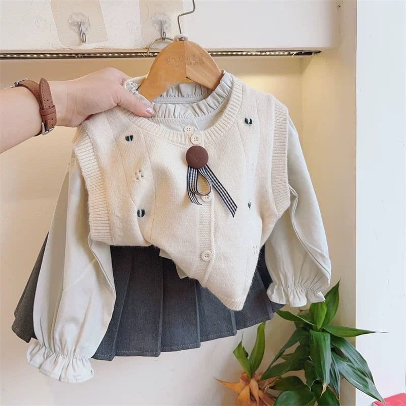 Girls' Autumn Set Korean Style Girls' Set Toddler Knit Vest Waistcoat Shirt Pleated Skirt Three-Piece Set