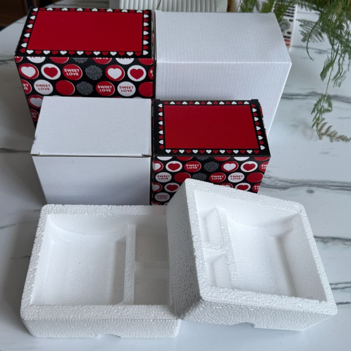 Large and small white boxes, small color boxes, foam pearl cotton protective boxes, color gift boxes, standard ceramic mug packaging