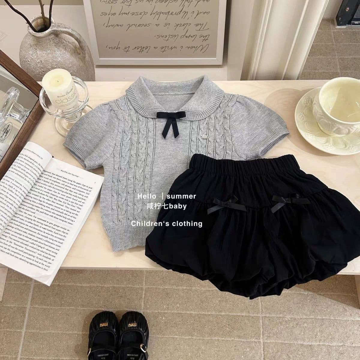 Baby girl summer suit 2026 summer girl's stylish bow knitted short-sleeved fashionable bud shorts two-piece set