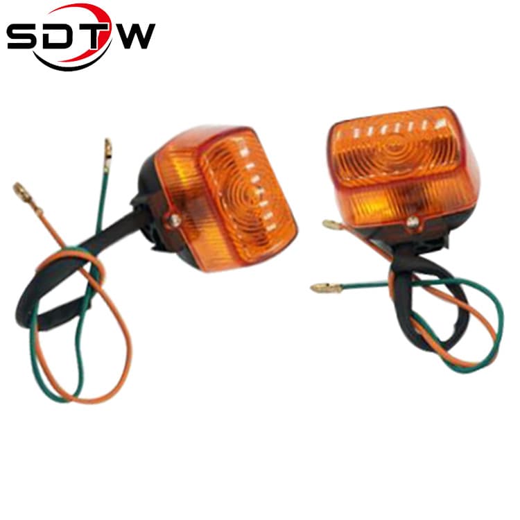 Motorcycle turn signal suitable for Honda DIO52 train turtle square turtle 58 Zuma zoomer50