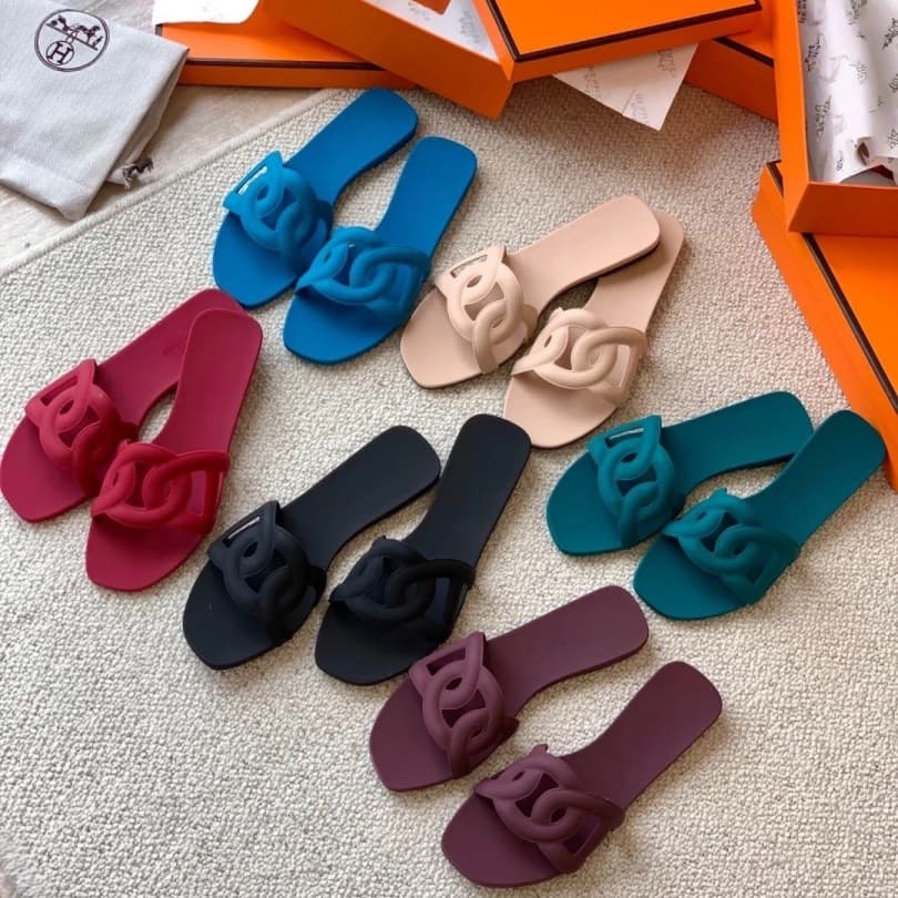 New European and American Style Trendy Pig Nose Toe PVC Jelly Shoes Non-slip Beach Flat Sandals Plus Size One-Band H-Slides