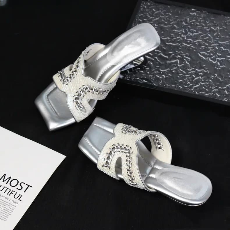 Foreign Trade Amazon Closed-Toe High-Heeled Slippers 2026 New Summer Style Chunky High Heels Hollow Fashion Large Size Women's Sandals