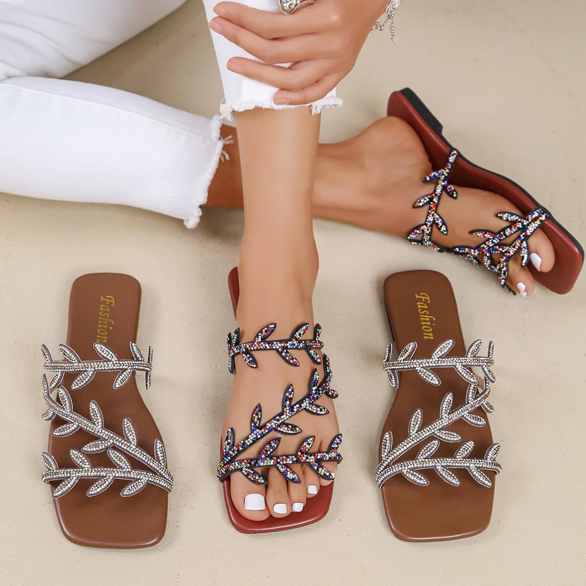 Fashion Rhinestone Flat Sandals Women 2026 Summer New European American Style One-Band Beach Slippers Luxury Plus Size Slippers
