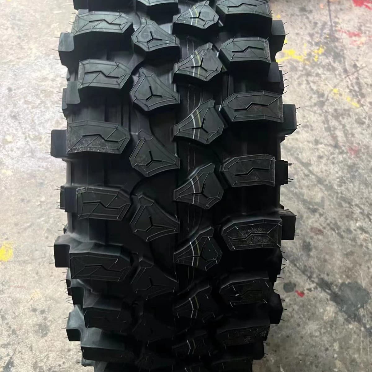 Rock Climbing Off-Road Tires LT235/75R16 30x9.5-16 33/10.5/12.5-16 45/15.5-17