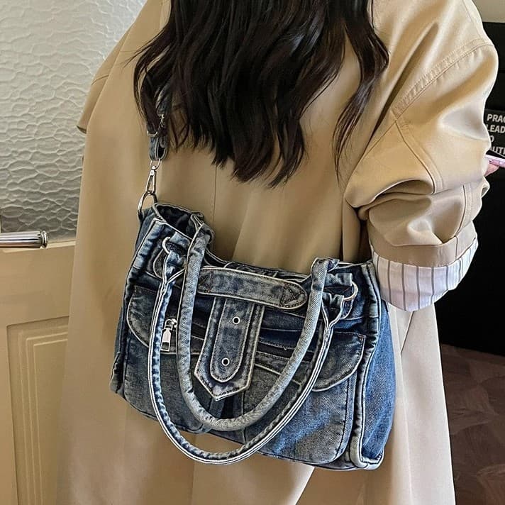 Retro indigo denim armpit bag, cool feeling, relaxed and versatile shoulder crossbody bag for girls for daily commuting