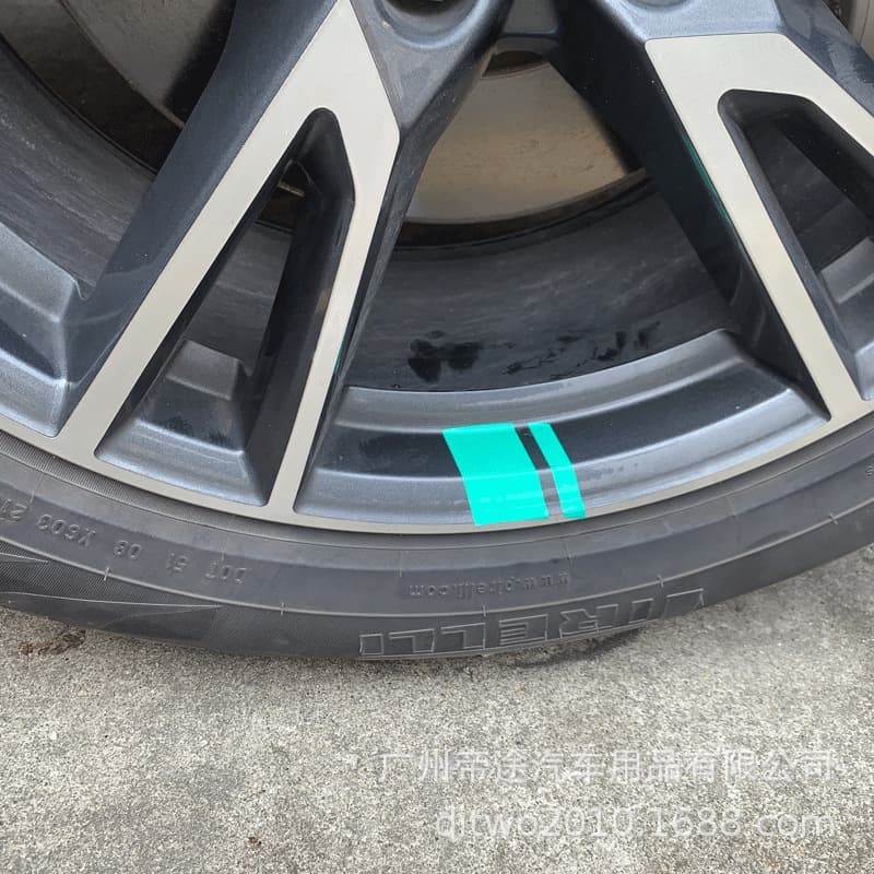 6PCS Car Hub Stickers Wheel Decals Rim Reflective Stickers Tire Decals 18-21 Inch
