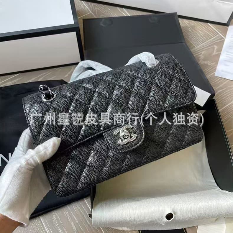 Classic CF25.5 Caviar Leather Quilted Chain Crossbody Bag for Women, Shoulder Bag, Lambskin, Chanel-Style Bag 1112