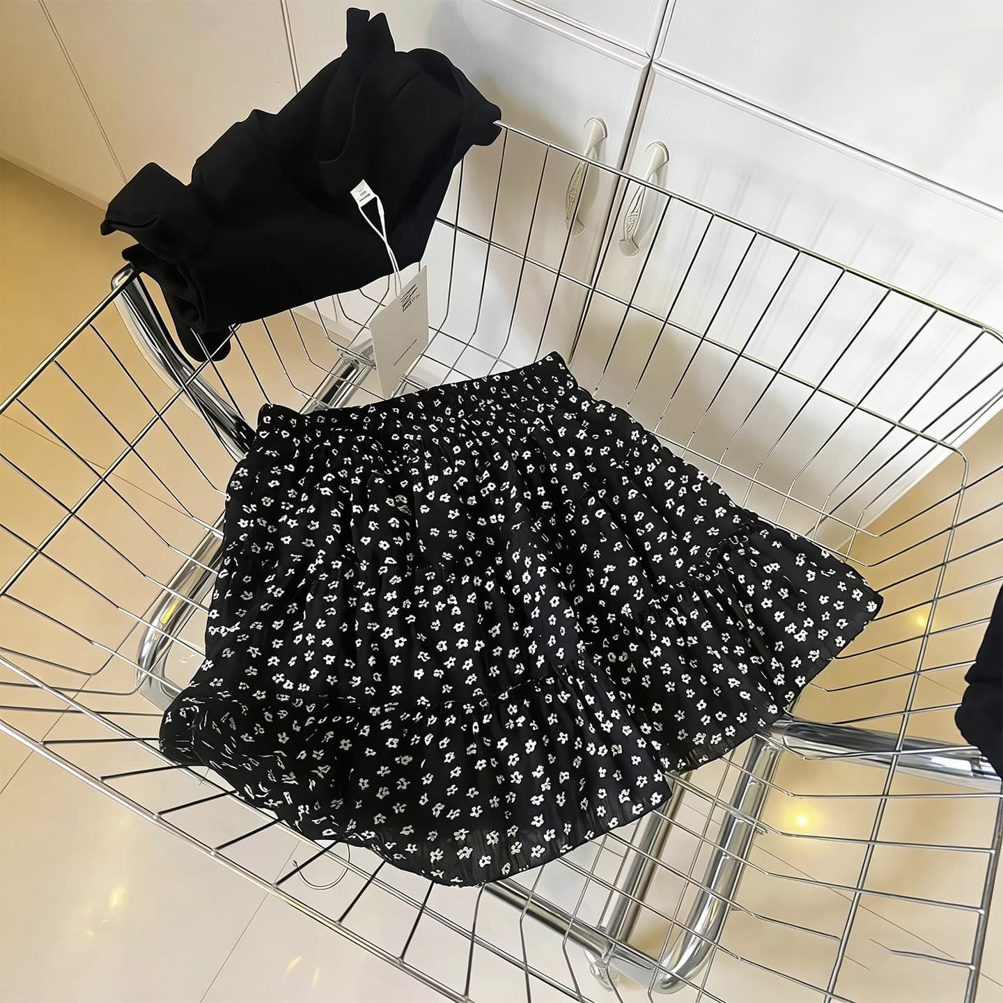 Black Floral Short Skirt for Women, Summer 2026 New Style, Puffy A-Line Skirt, Petite Korean-Style Polka Dot Tiered Skirt