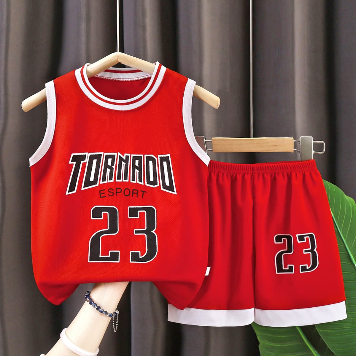 Children's basketball uniform set, summer baby basketball uniform, short-sleeved sportswear, boys' and girls' medium and large children's vest, shorts, jersey