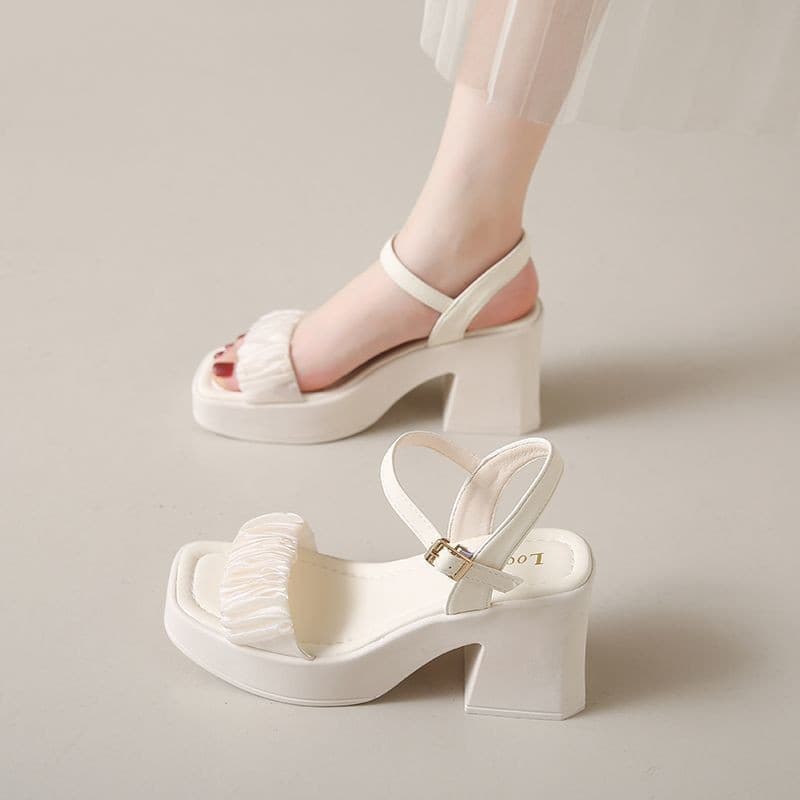 Thick-soled Sandals for Women 2026 Summer New Style Chunky Heel One-Buckle Open-Toe Fashion Fairy Style Versatile High Heel Sandals
