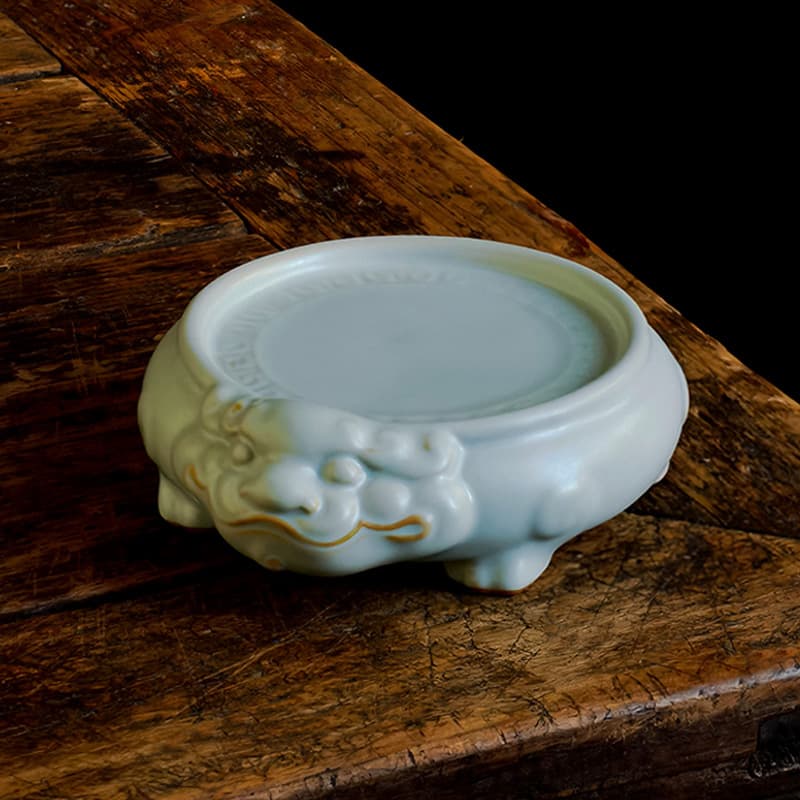 Vintage Sky Blue Ru Kiln Crackle Cultivable Pixiu Lid Rest Ceramic Mini Pot Stand Bowl Holder Single Cover Stand Tea Ceremony Accessories