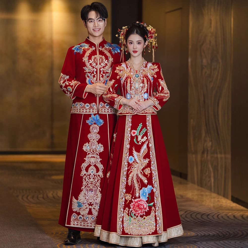 Xiuhe Suit Bride 2026 New Style Chinese Wedding Dress Tailored Dragon and Phoenix Gown Xiuhe Suit Women's Wedding Attire