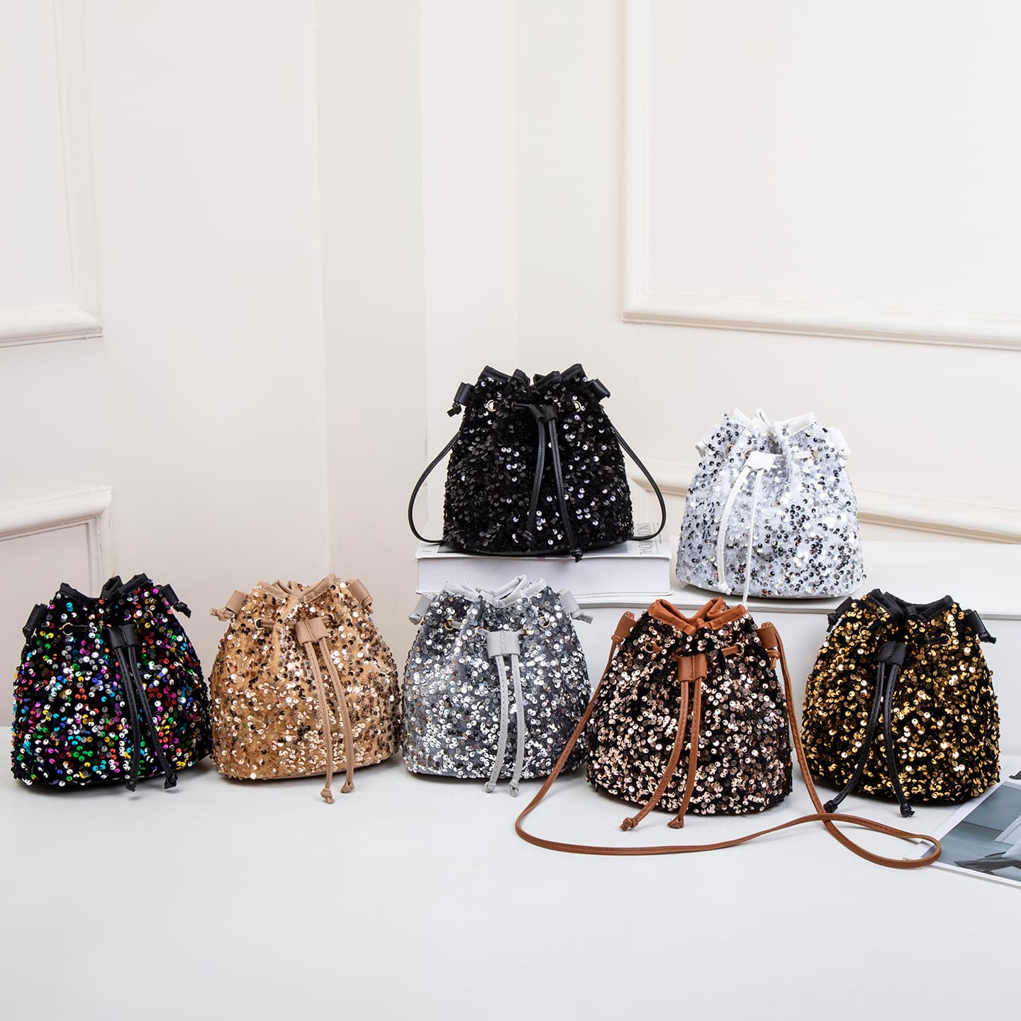 New Embroidered Sequin Cosmetic Bag, Fashion Women's Bag Travel Storage Bag, Exquisite Large Capacity Portable Toiletry Bag, Bucket Bag