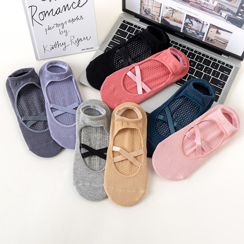 Yoga Socks for Women Pilates Socks Non-Slip Short Socks Cotton Dance Socks Sports Floor Socks