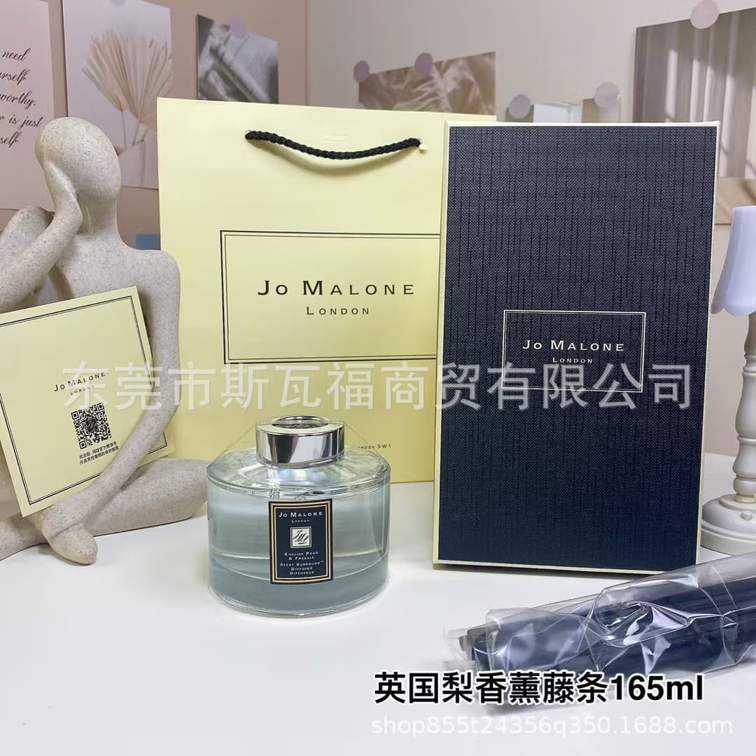 Eau de Parfum Bluebell English Pear & Freesia Sage & Sea Salt Lime Blackberry Orange Blossom 100/30ml