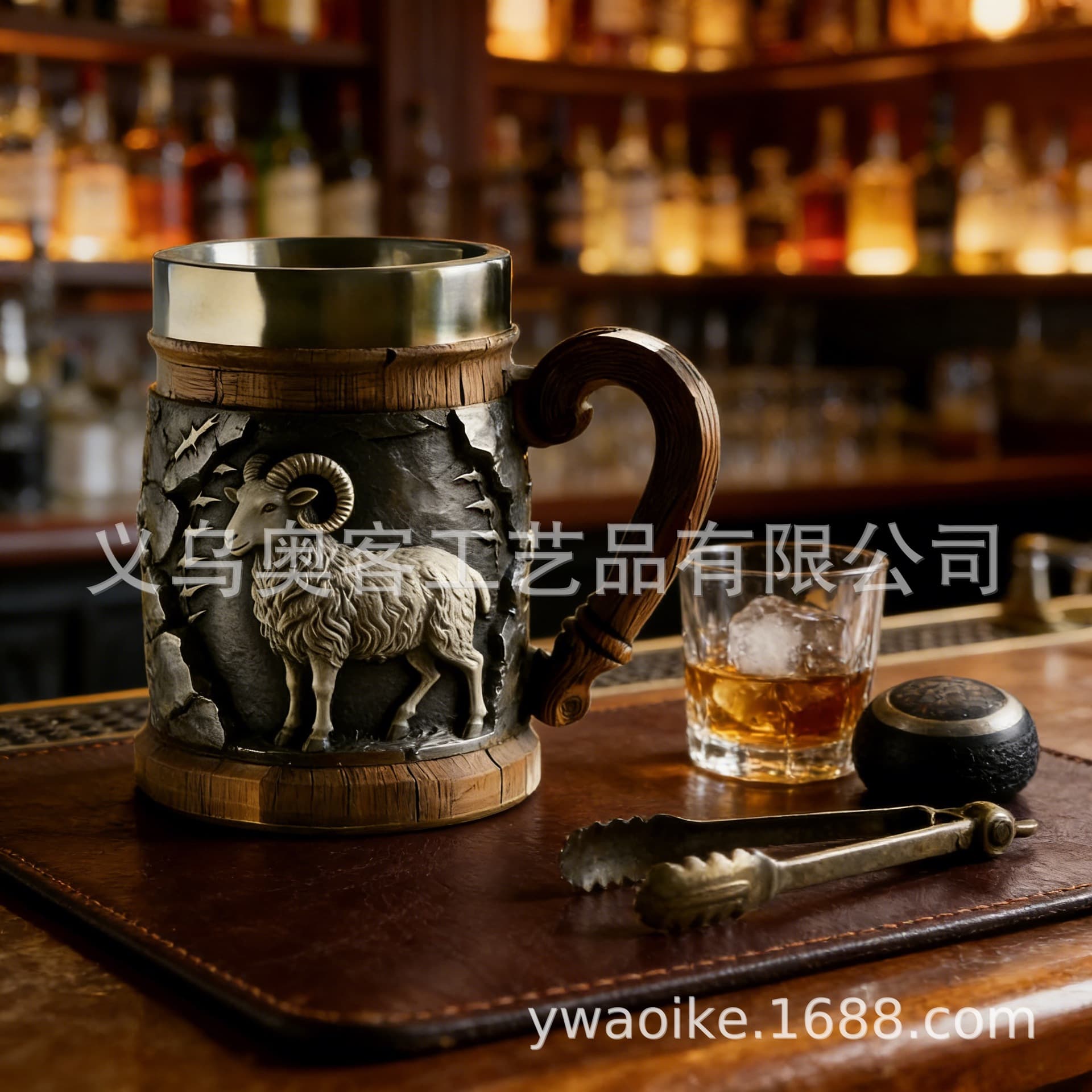 New Creative Mountain Goat Relief Beer Mug Stainless Steel Liner Wood-Like Mug Scottish Wilderness Style Cup