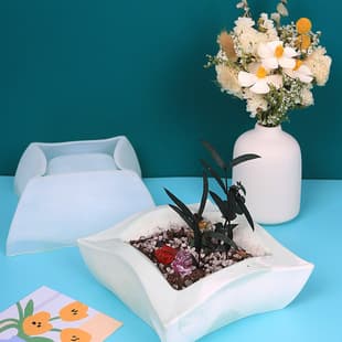 Deyi Life DIY Epoxy Mold Four-Corner Flower Pot Planter Silicone Mold Home Office Decoration